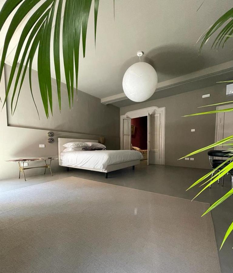 Torre Dell'Angelo B&B Desenzano del Garda Kültér fotó